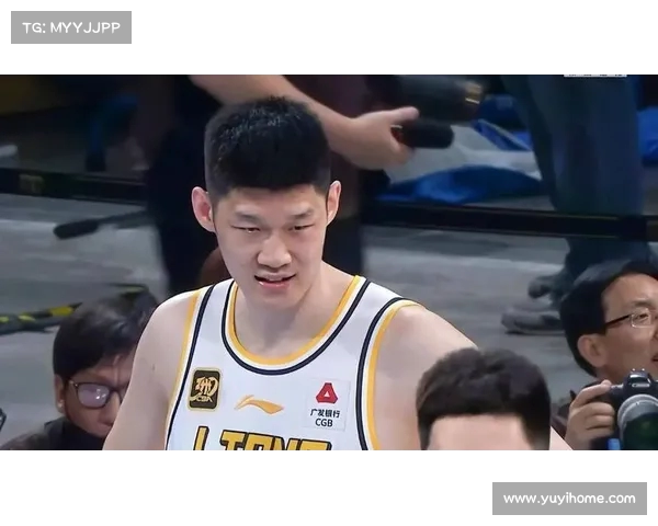 胡金秋稳居男篮核心地位 郭士强调析其命中率与篮板之关键 胡金秋稳居男篮核心地位 郭士强调析其命中率与篮板之关键